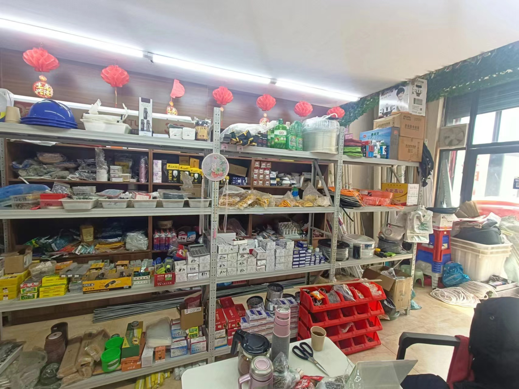 五金商店恒大御景小区五金建材出兑