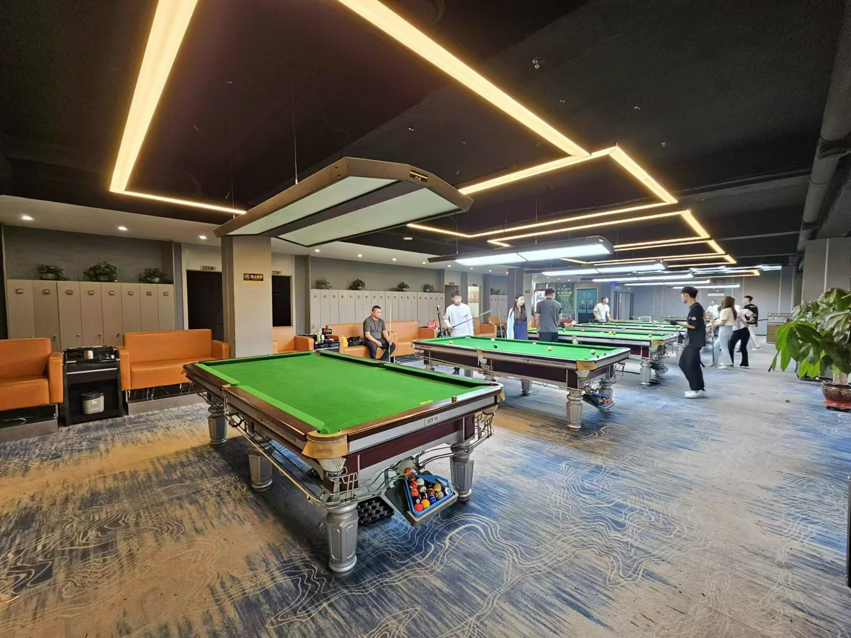 大型乔氏桌球出兑 桌球棋牌室出兑