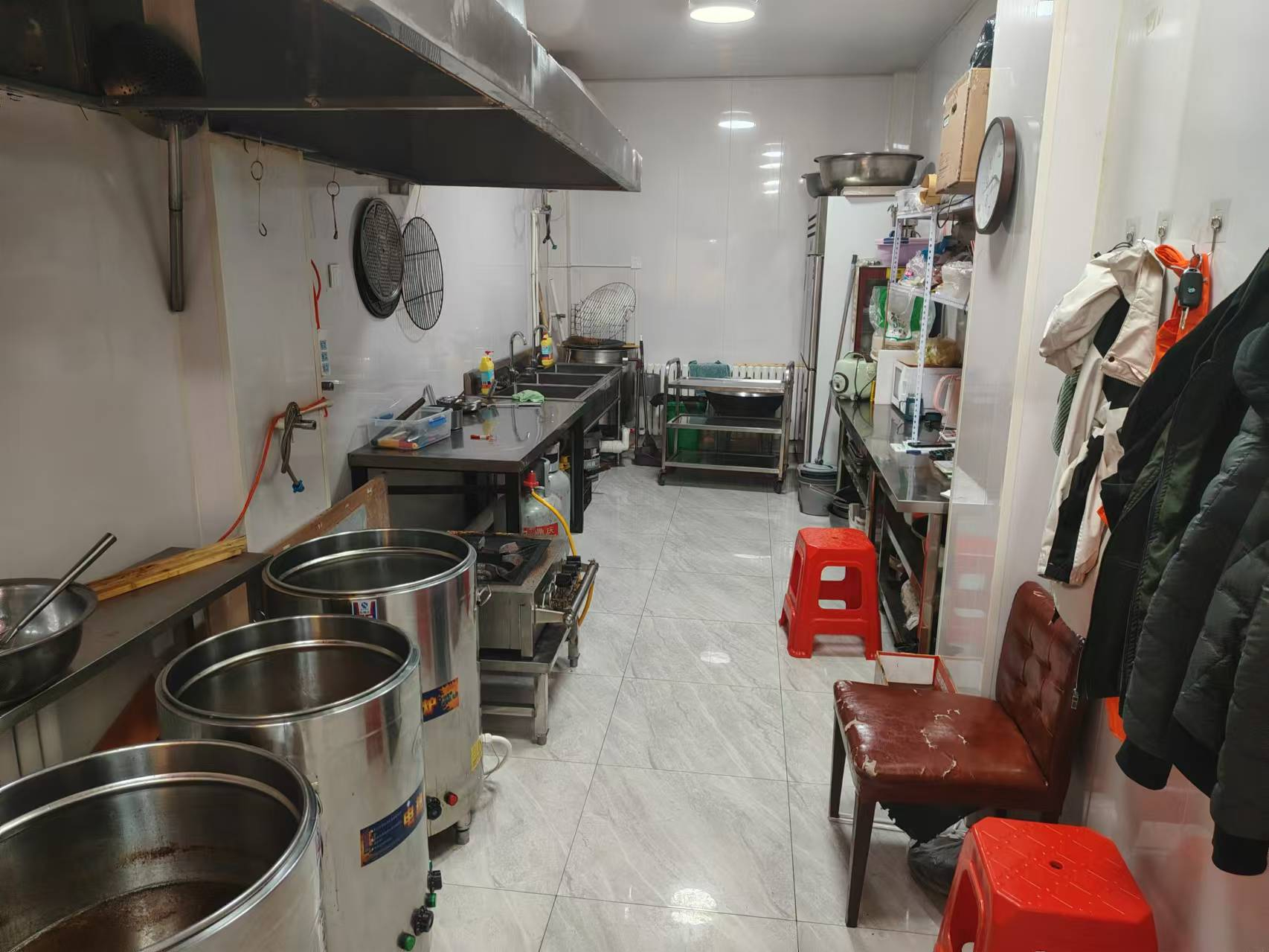 绿园区皓月大路熟食店出兑