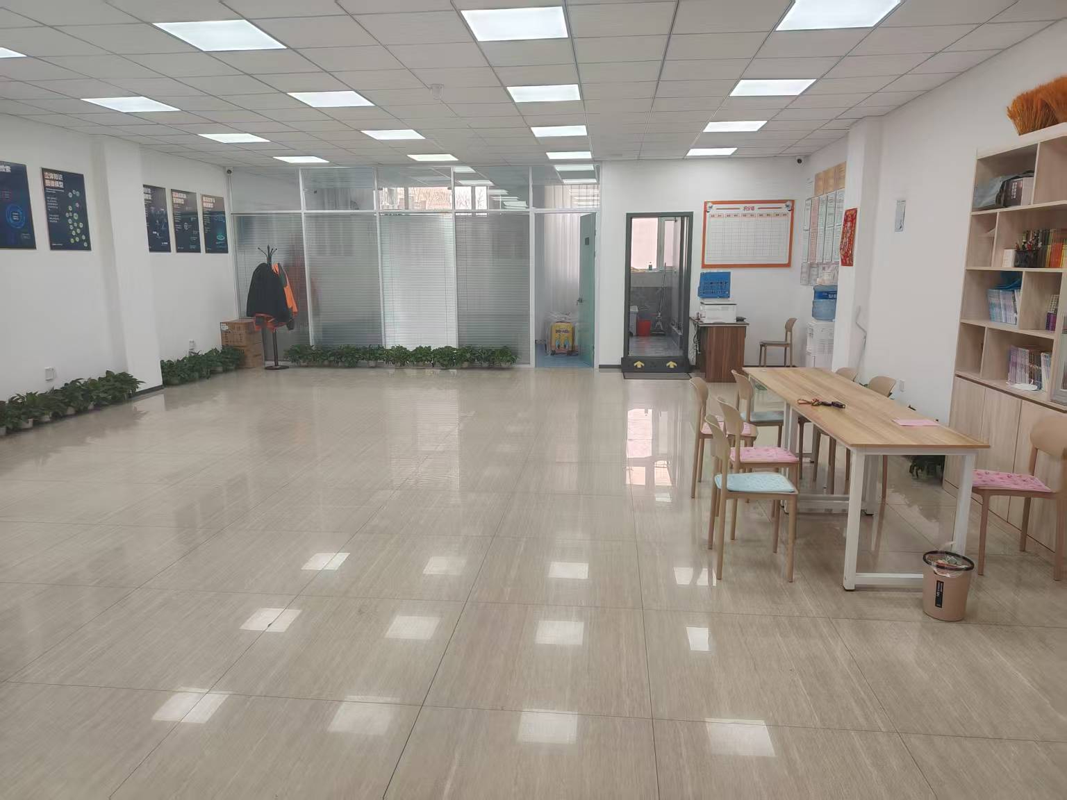 二道自习室出兑 房租，加点装修钱就行