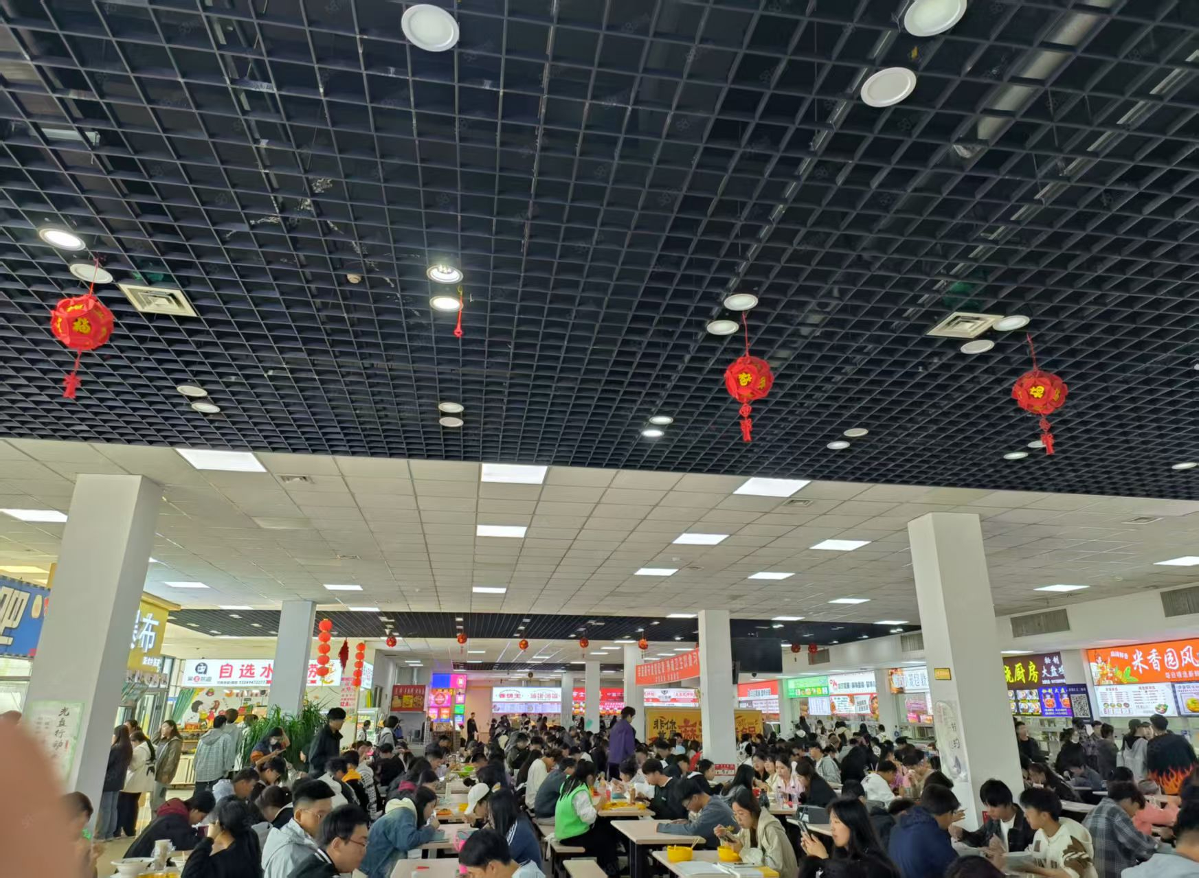 宽城区大学档口出兑转让 学校档口食堂档口出兑租金费用低