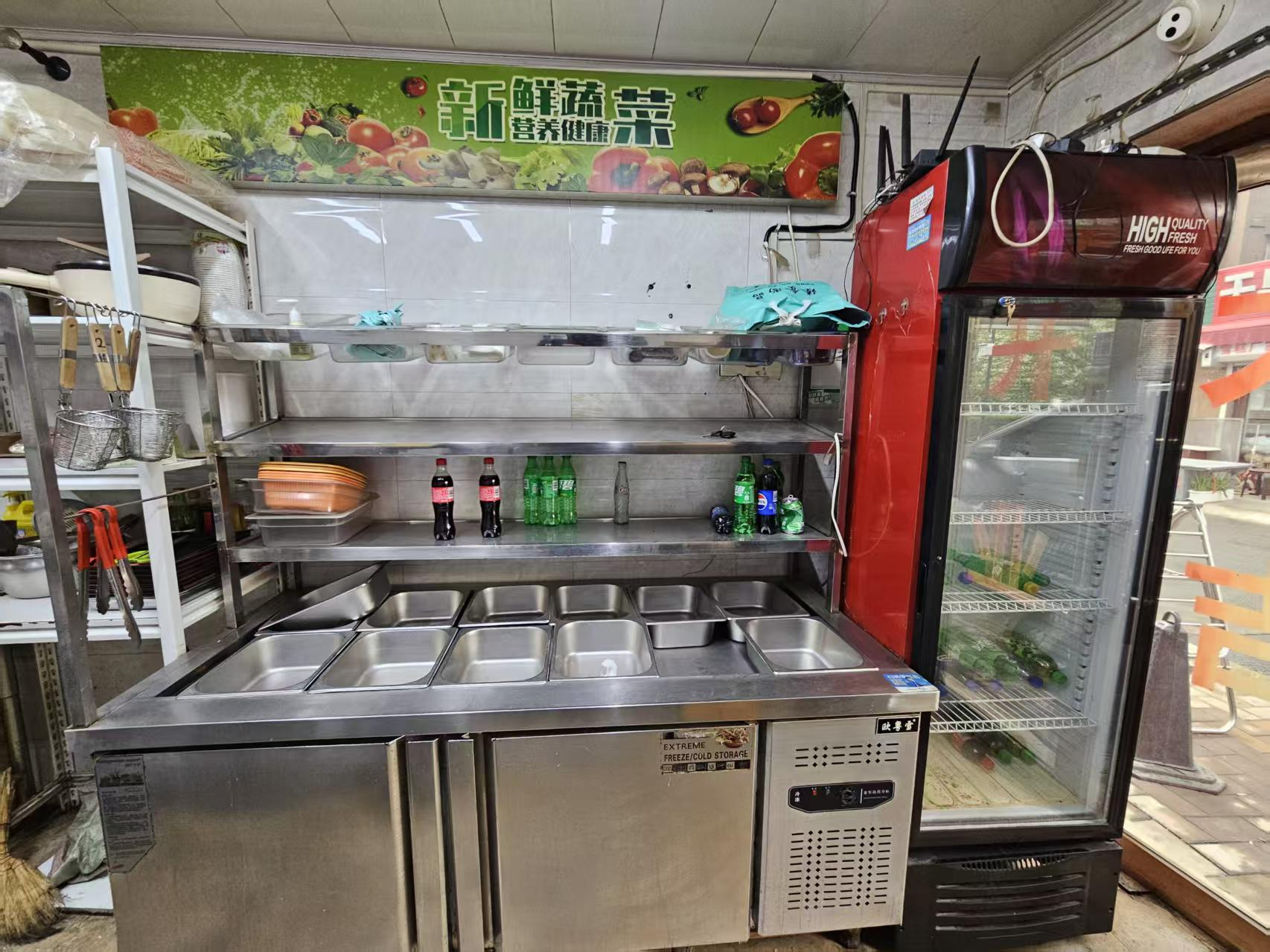 亚泰梧桐公馆小区商业街麻辣烫快餐店出兑