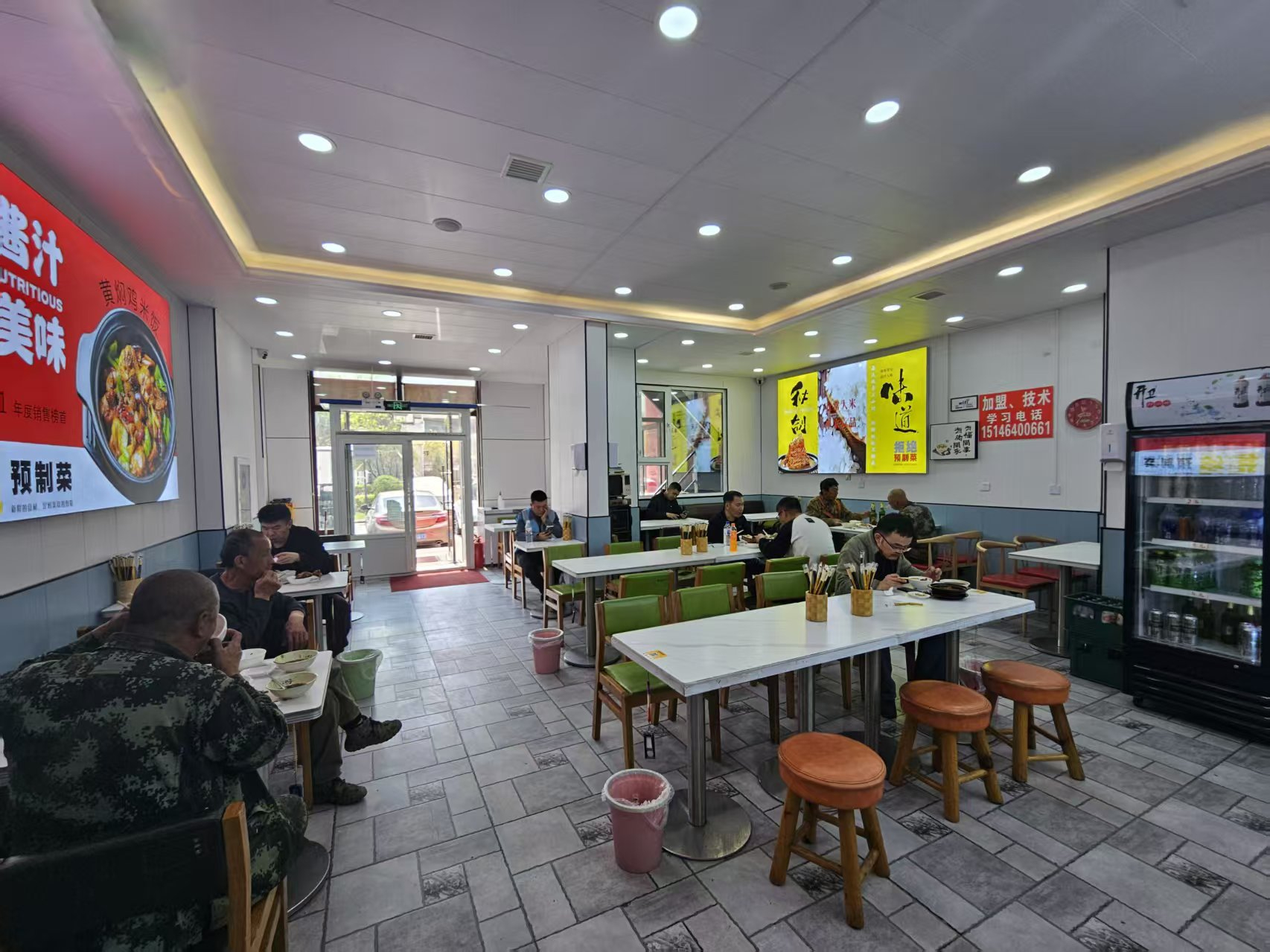 排骨米饭快餐店出兑 黄焖鸡米饭出兑