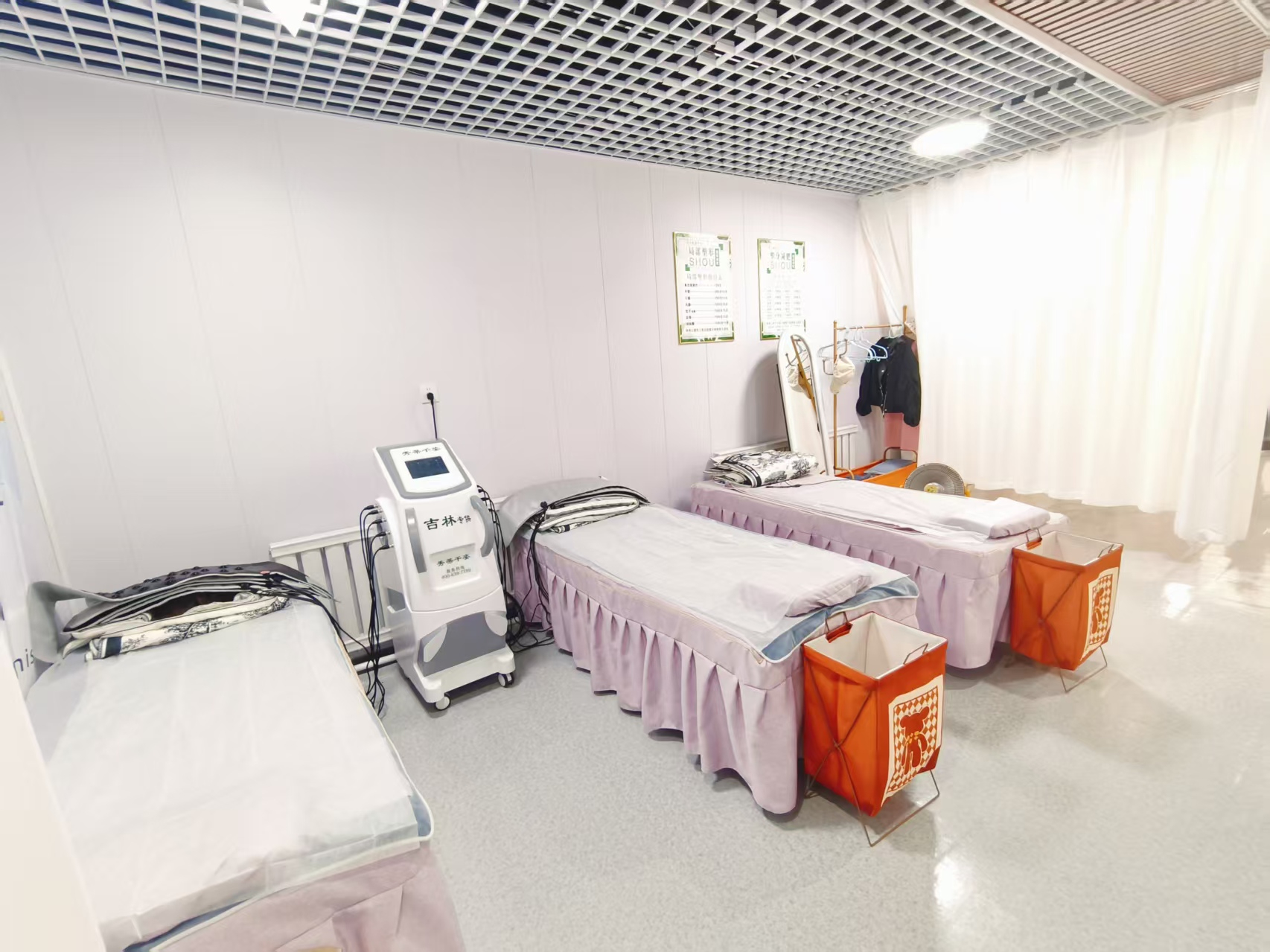 双阳小区门口美容美体美甲减肥塑形养生店出兑