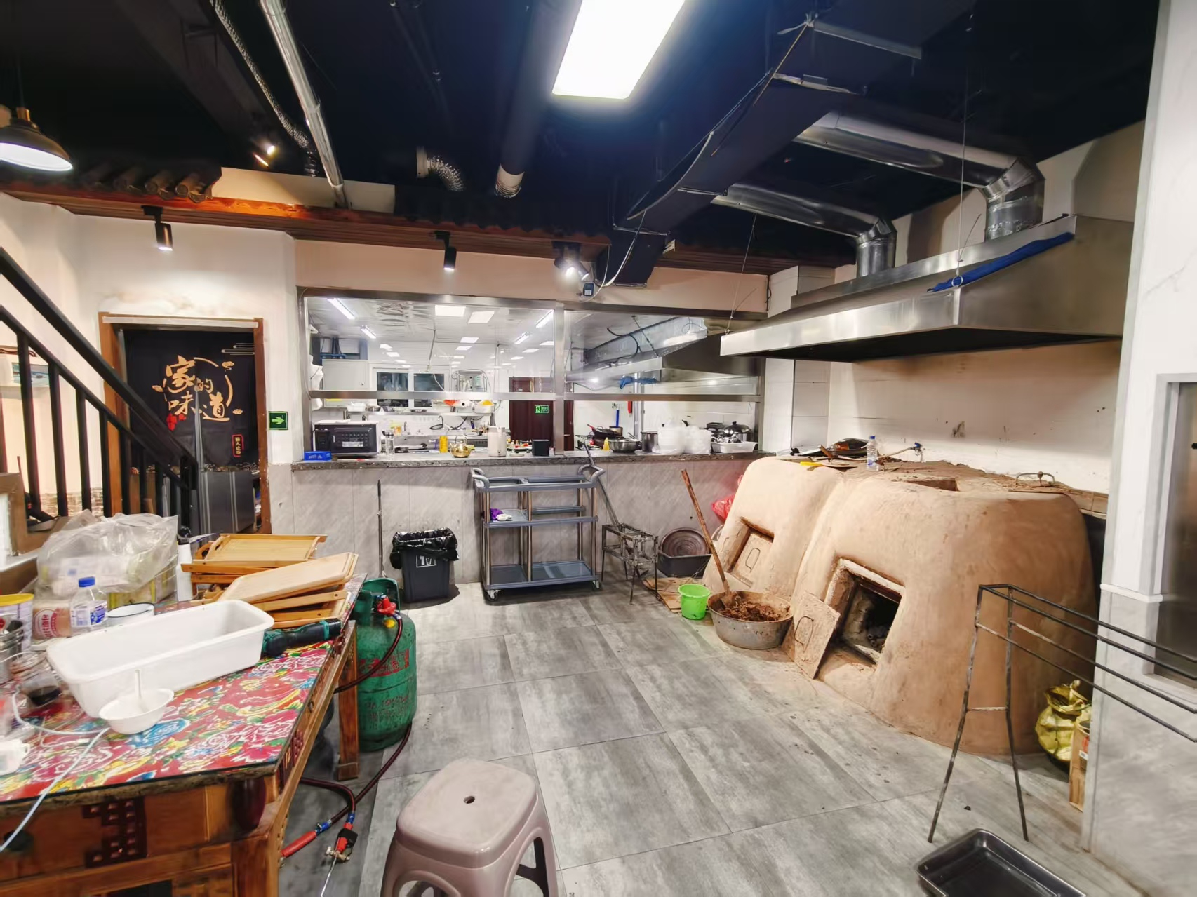 双丰支农大街餐饮店出兑，330平饭店 饭馆 餐馆出兑转让