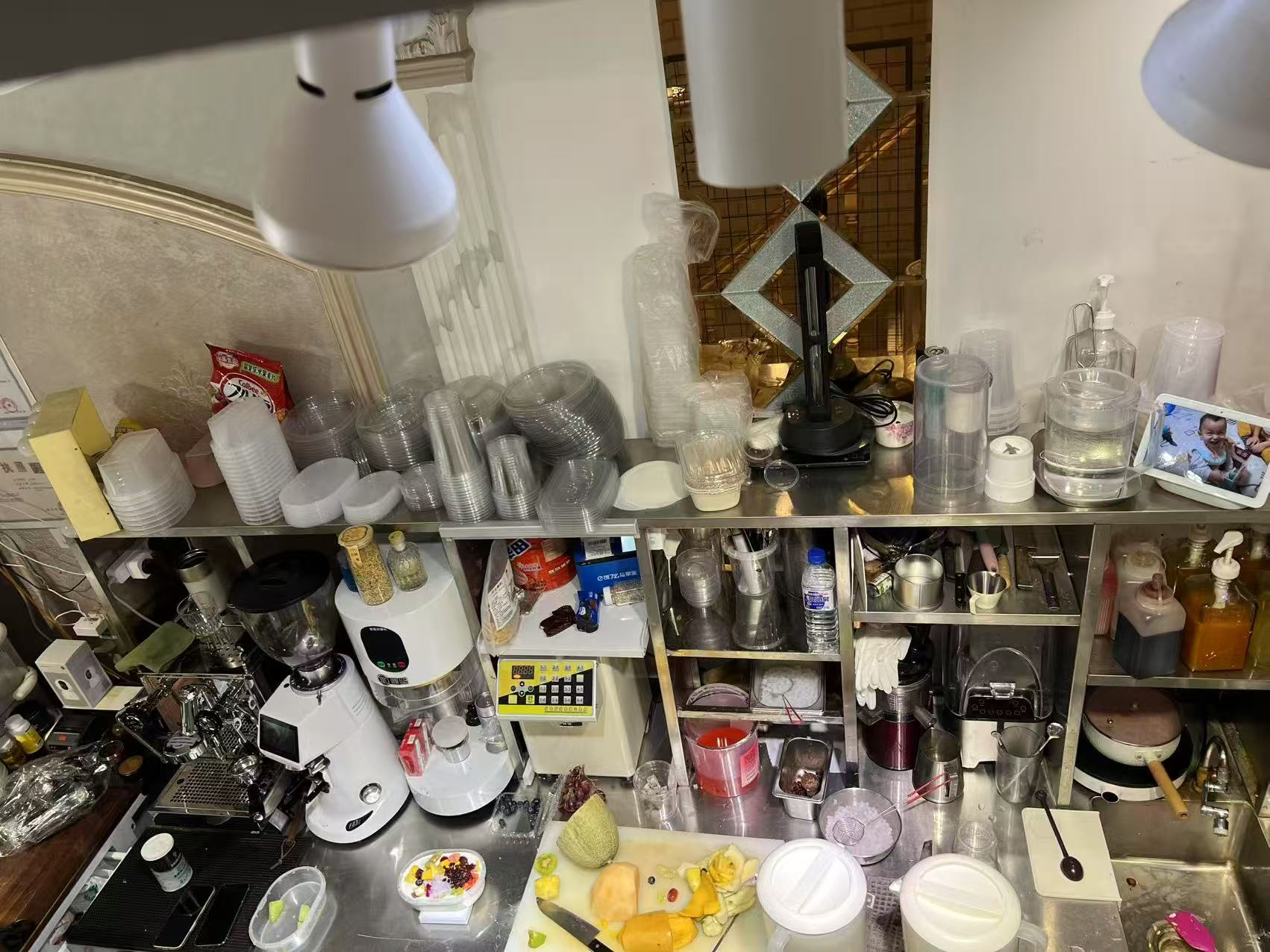 烘焙蛋糕店出兑 水果捞果切出兑，咖啡饮品出兑转让
